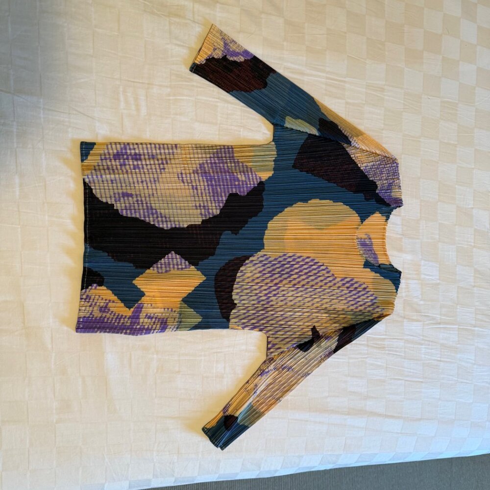NWT Pleats Please Issey Miyake Meteorite Print Top size 3 - Picture 4 of 4